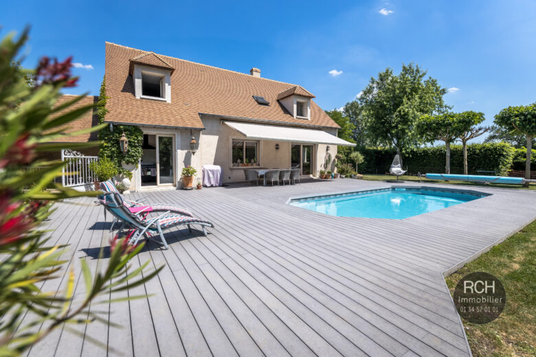 Photos du bien : Gressey – Charmante maison avec piscine