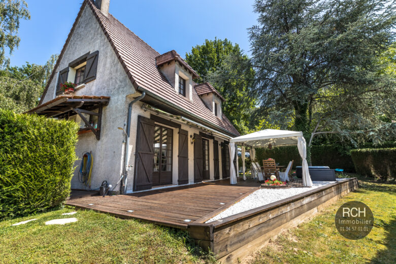 Photos du bien : Les Mesnuls – Charmante maison au calme