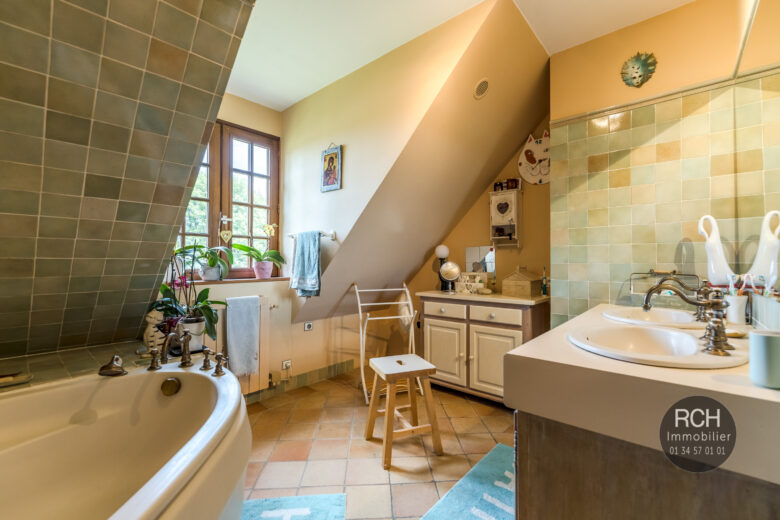 Photos du bien : Montfort-l’Amaury – Charmante maison dans environnement exceptionnel
