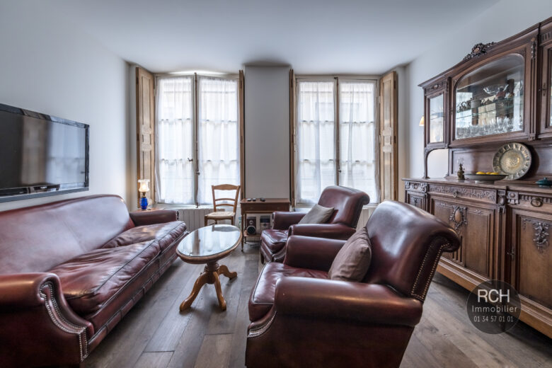 Photos du bien : Plein centre de Montfort-l’Amaury – Bel appartement