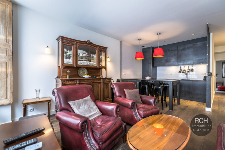 Photos du bien : Plein centre de Montfort-l’Amaury – Bel appartement