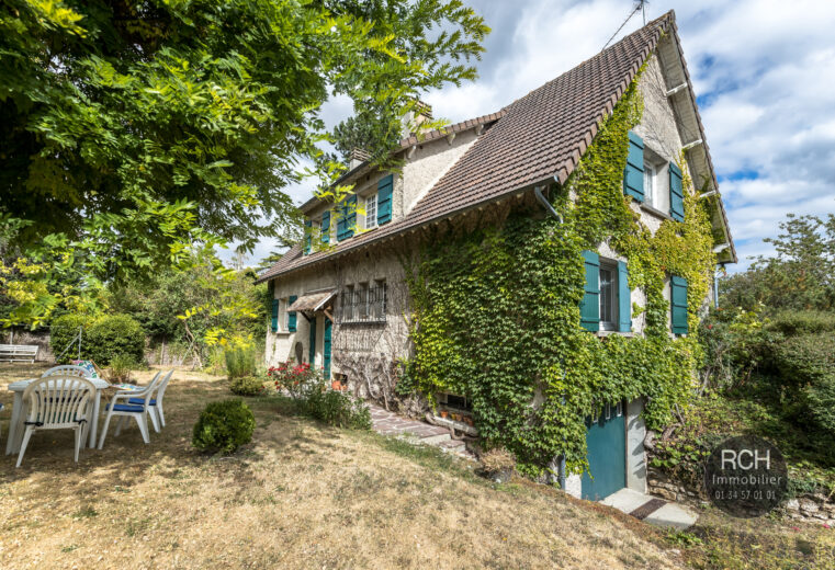 Photos du bien : Méré – Jolie maison dans un bel environnement