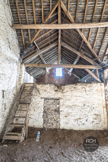 Photos du bien : Exclusivité – Richebourg – Grange à aménager