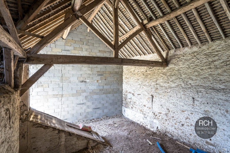 Photos du bien : Exclusivité – Richebourg – Grange à aménager