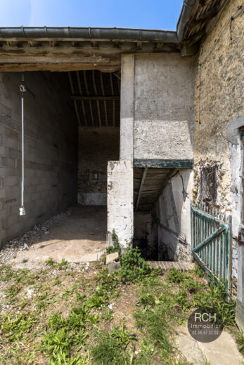 Photos du bien : Exclusivité – Richebourg – Grange à aménager