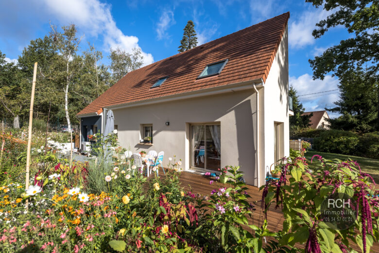 Photos du bien : EXCLUSIVITE – Adainville – Jolie maison récente de 2017