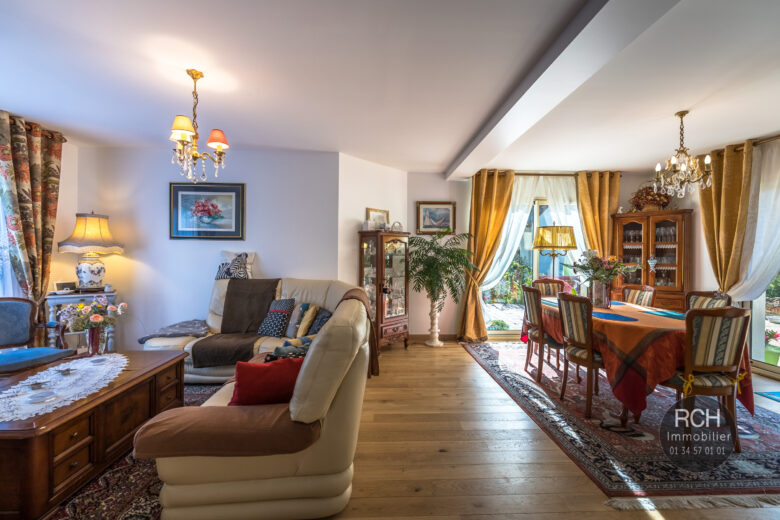 Photos du bien : EXCLUSIVITE – Adainville – Jolie maison récente de 2017