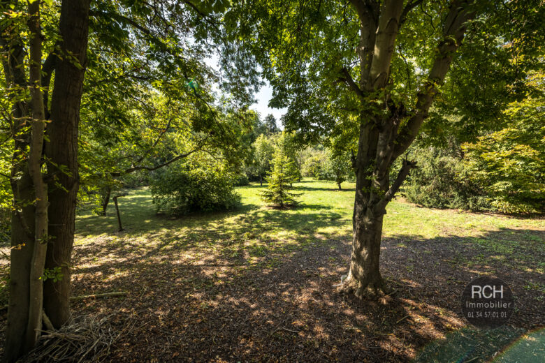 Photos du bien : Cherisy – Belle propriété du XXème siècle