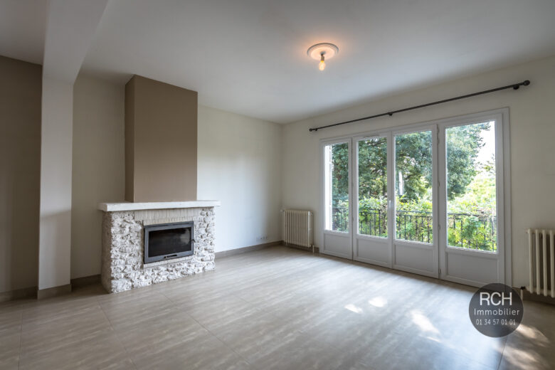 Photos du bien : Gambais – Jolie maison restaurée