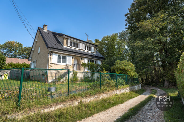 Photos du bien : Gambais – Jolie maison restaurée