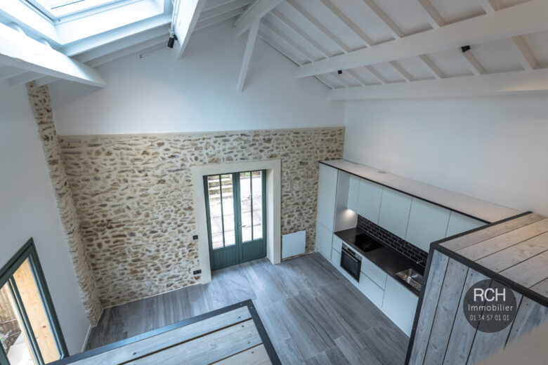 Photos du bien : Exclusivité – Galluis – Magnifique Loft entièrement rénové