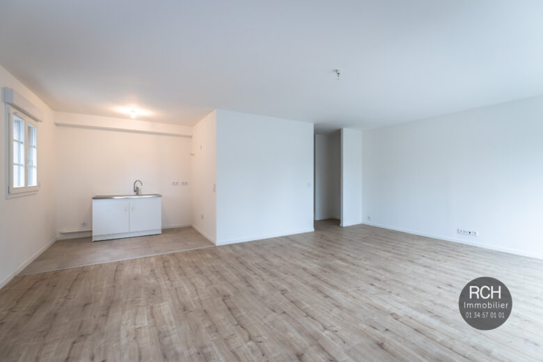 Photos du bien : Exclusivité – Maison de ville 4 pièces avec jardin – Houdan centre