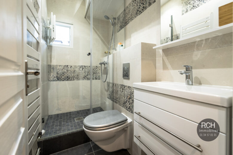 Photos du bien : Houdan centre – Très bel appartement en plein coeur de Houdan
