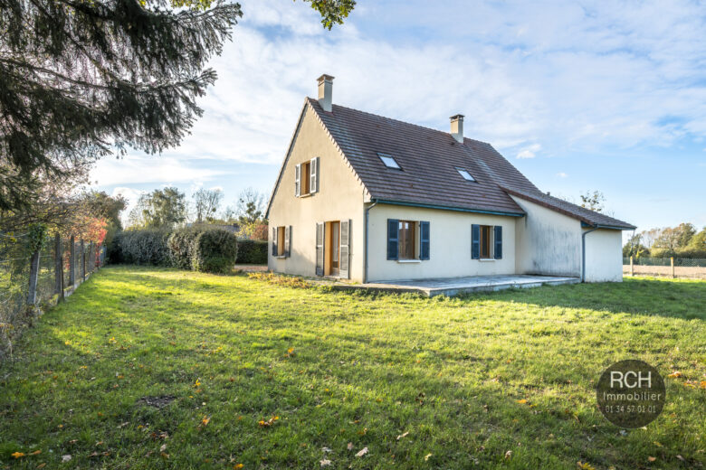 Photos du bien : Exclusivité – Le-Tremblay-Sur-Mauldre – Charmante maison familiale