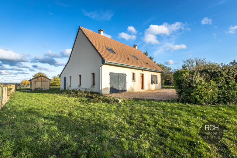 Photos du bien : Exclusivité – Le-Tremblay-Sur-Mauldre – Charmante maison familiale