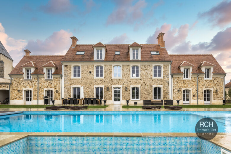 Photos du bien : Les Bréviaires – Magnifique propriété entièrement rénovée avec dépendance et piscine