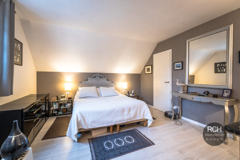 Photos du bien : Saint-Rémy-l’Honoré – Belle maison familiale
