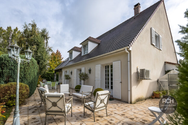 Photos du bien : Saint-Rémy-l’Honoré – Belle maison familiale