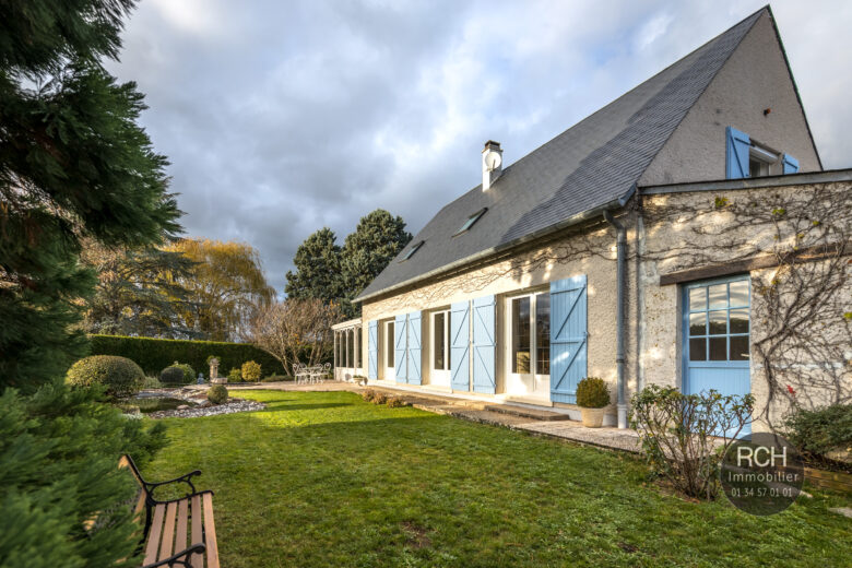 Photos du bien : Exclusivité – Gambais – Jolie maison avec commerces et école à pieds