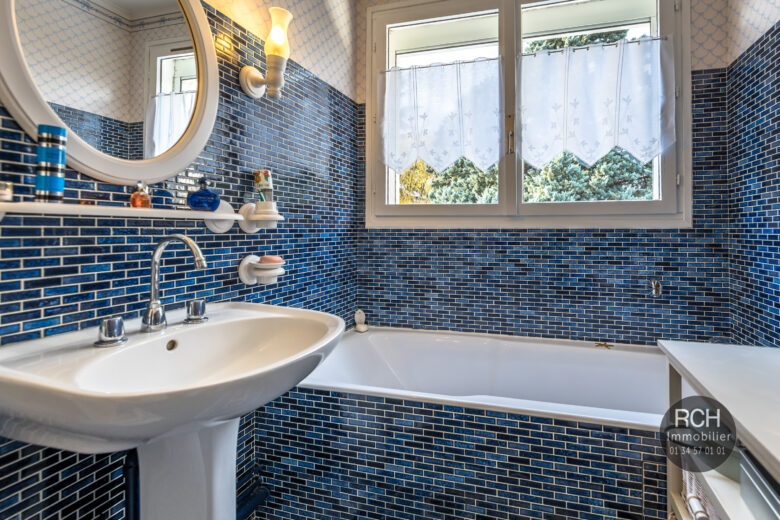 Photos du bien : Exclusivité – Gambais – Jolie maison avec commerces et école à pieds