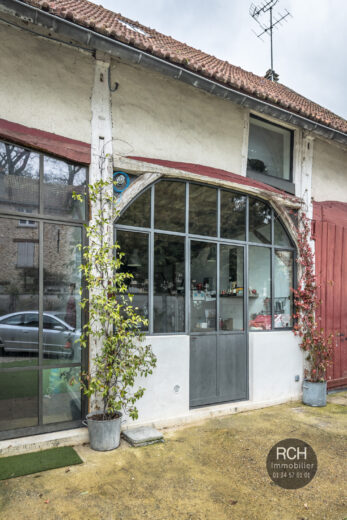 Photos du bien : Galluis – Charmante maison ancienne de ville entièrement rénovée