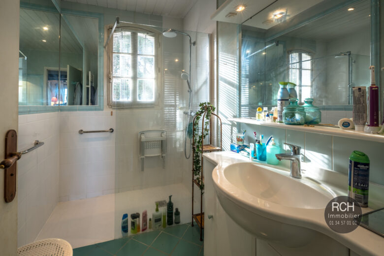 Photos du bien : Les Mesnuls – Charmante maison dans un bel environnement