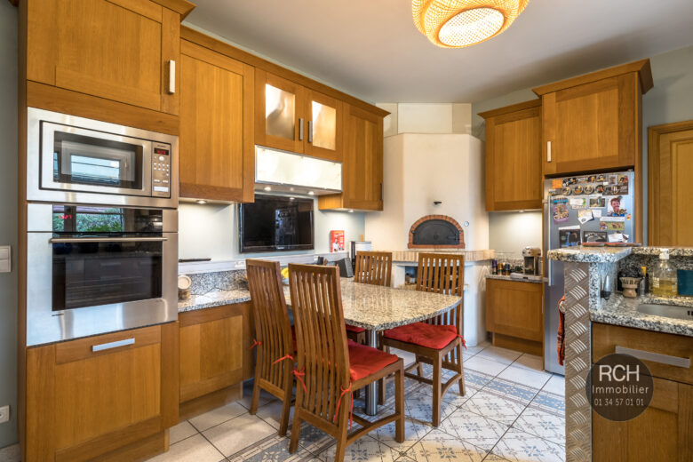 Photos du bien : Méré – Très jolie maison parfaitement entretenue