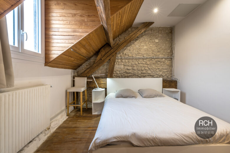 Photos du bien : Exclusivité – Montchauvet – Charmante maison ancienne entièrement restaurée avec goût