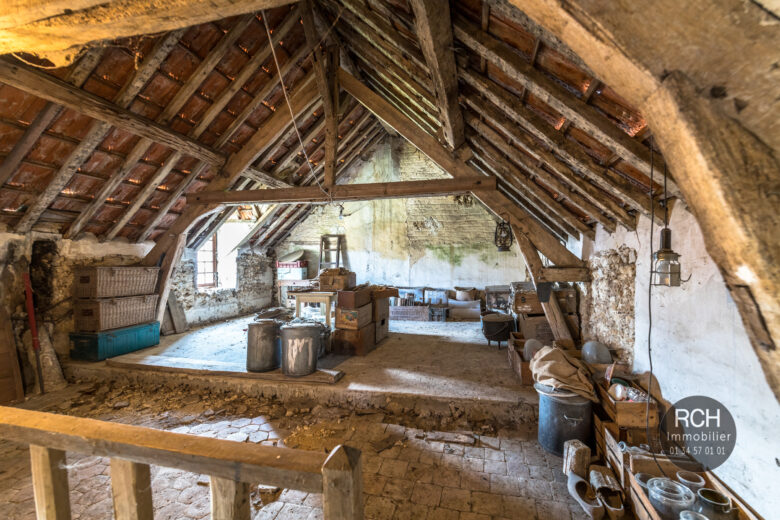 Photos du bien : Exclusivité – Orgerus – Très bel ensemble de maisons anciennes dans un superbe environnement