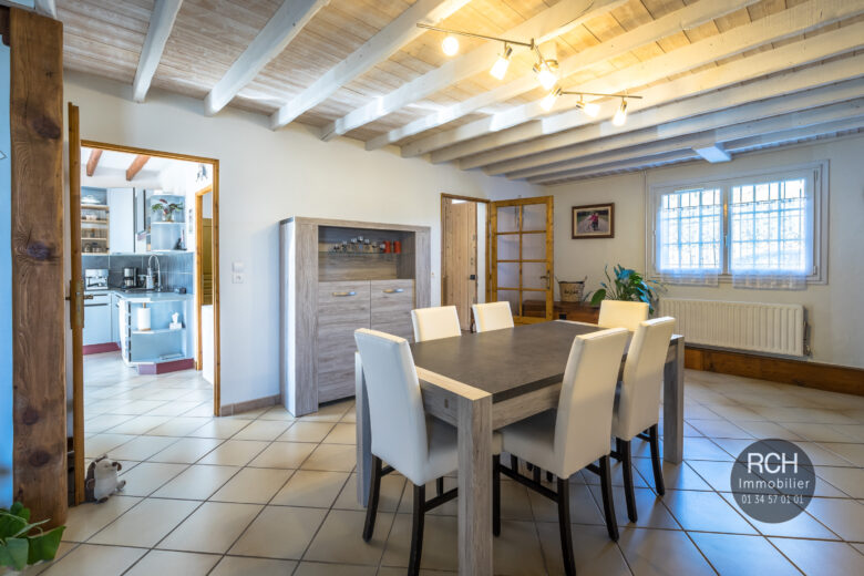 Photos du bien : Exclusivité – Condé-sur-vesgre – Jolie maison familiale