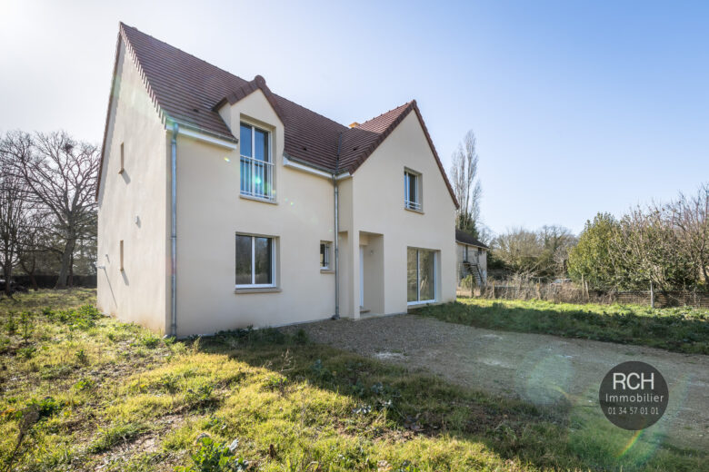 Photos du bien : Exclusivité – La Hauteville – Jolie maison de 2020 dans un superbe environnement