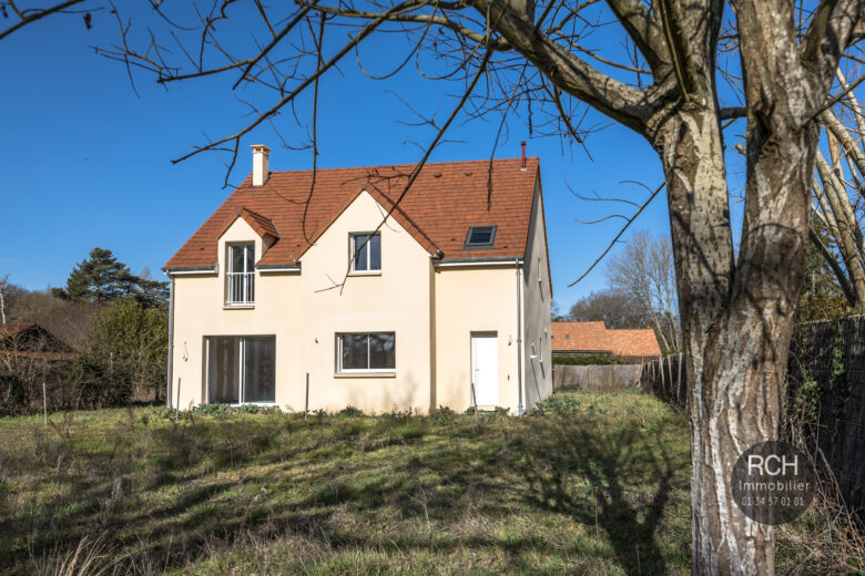 Photos du bien : Exclusivité – La Hauteville – Jolie maison de 2020 dans un superbe environnement