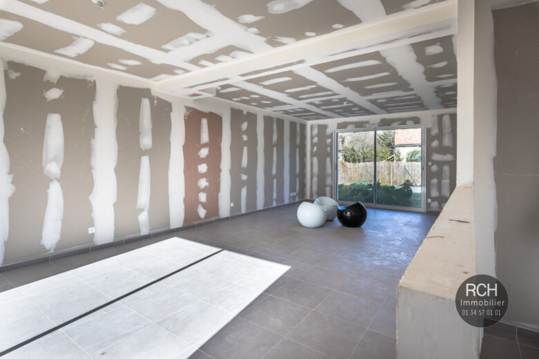 Photos du bien : Exclusivité – La Hauteville – Jolie maison de 2020 dans un superbe environnement