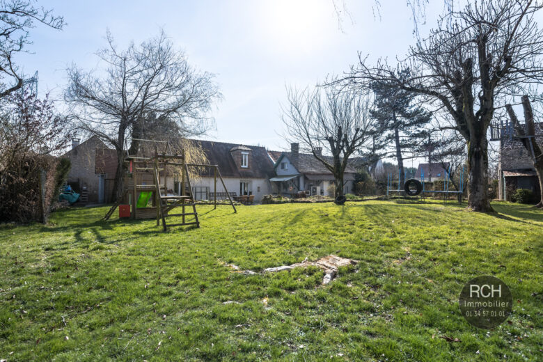 Photos du bien : Les Essarts-le-Roi « lieu dit Saint Hubert » – Charmante maison ancienne dans un bel environnement