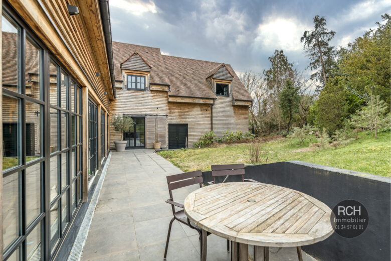 Photos du bien : Exclusivité – Saint-Léger-en-Yvelines – Très belle maison contemporaine de 2016 en bois