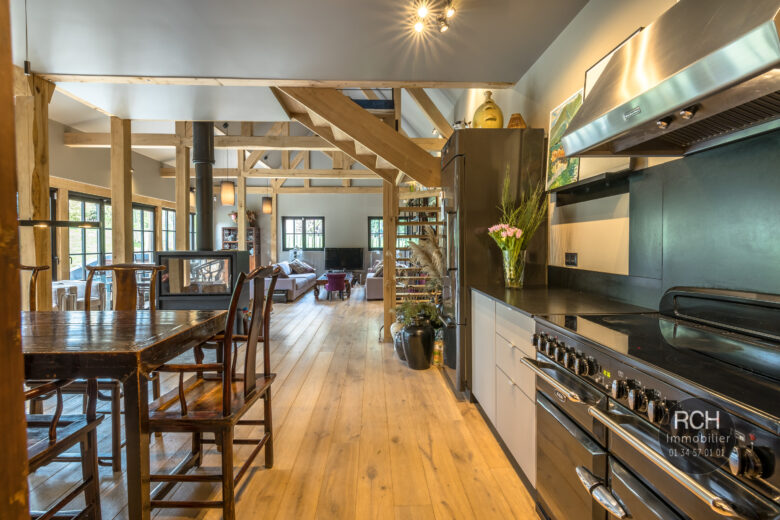 Photos du bien : Exclusivité – Saint-Léger-en-Yvelines – Très belle maison contemporaine de 2016 en bois