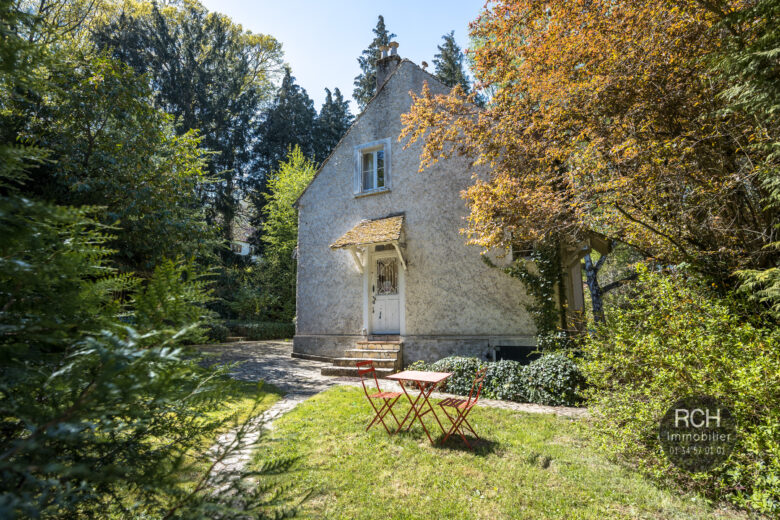 Photos du bien : Méré – Charmante maison ancienne dans un superbe environnement