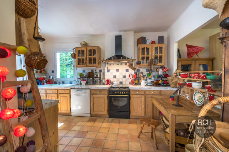 Photos du bien : Méré – Charmante maison ancienne dans un superbe environnement
