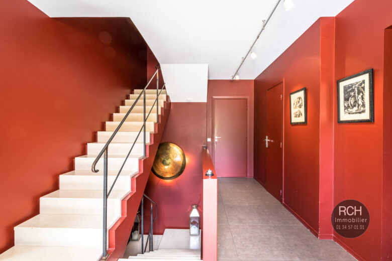 Photos du bien : Galluis – 3 minutes de Montfort – Magnifique propriété contemporaine avec piscine