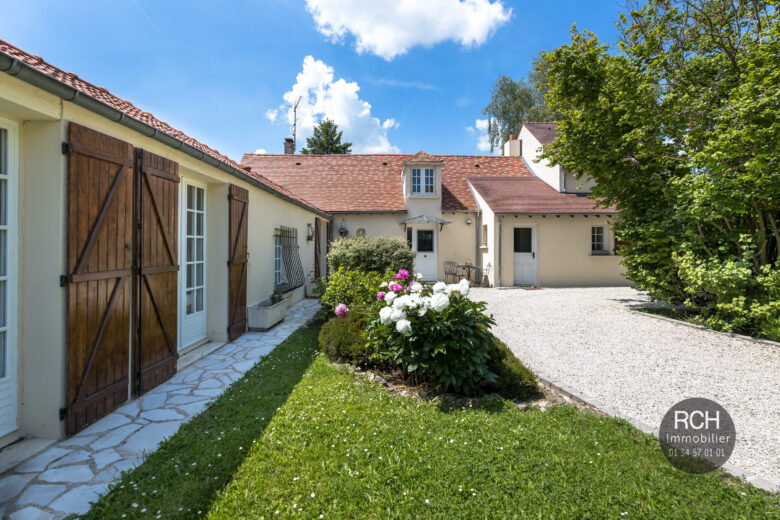 Photos du bien : Béhoust – Lumineuse maison ancienne rénovée