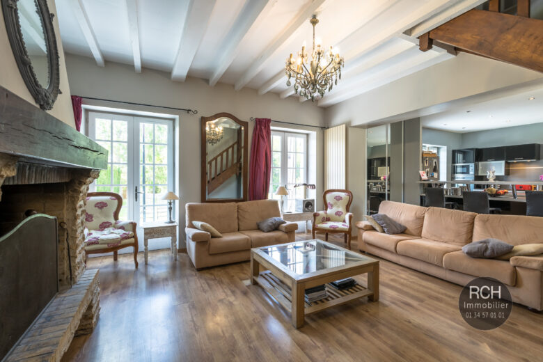 Photos du bien : Béhoust – Lumineuse maison ancienne rénovée