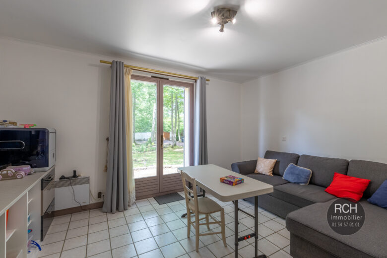 Photos du bien : Croisilles – Charmante maison avec piscine couverte dans un environnement boisé