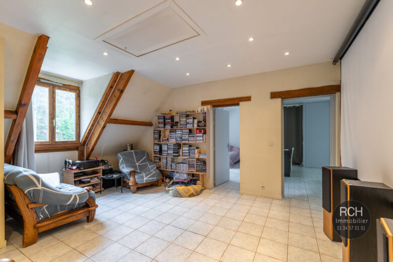 Photos du bien : Croisilles – Charmante maison avec piscine couverte dans un environnement boisé