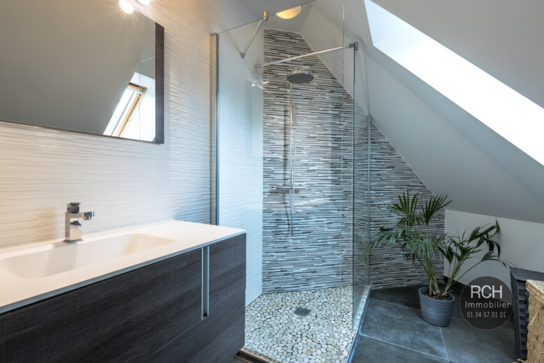 Photos du bien : Élancourt – Maison contemporaine de 2014
