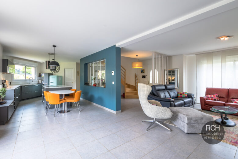Photos du bien : Élancourt – Maison contemporaine de 2014