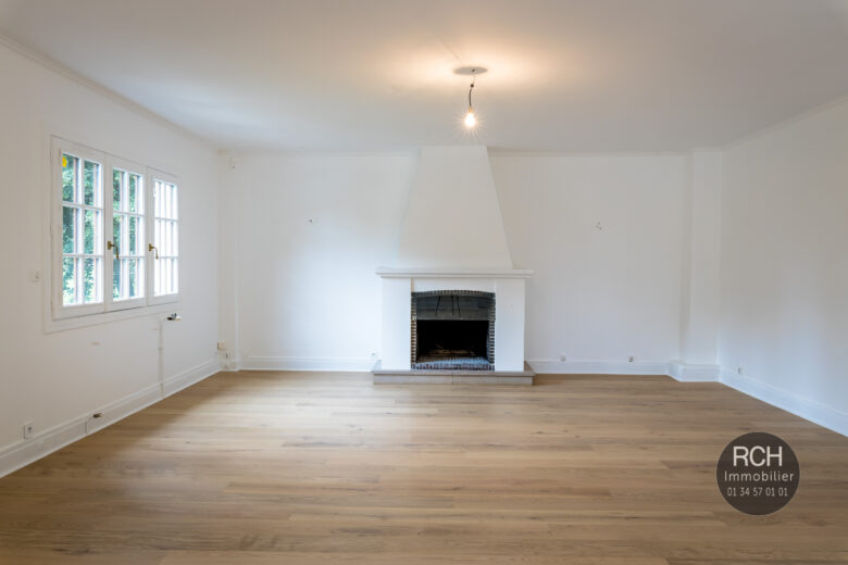Photos du bien : Exclusivité – Gambais – Charmante maison familiale dans un environnement boisé
