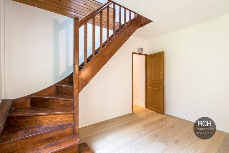 Photos du bien : Exclusivité – Gambais – Charmante maison familiale dans un environnement boisé
