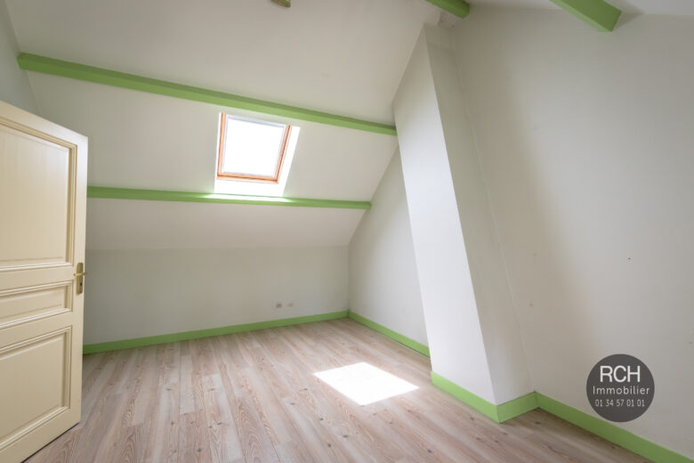 Photos du bien : Les Mesnuls – Charmante petite maison