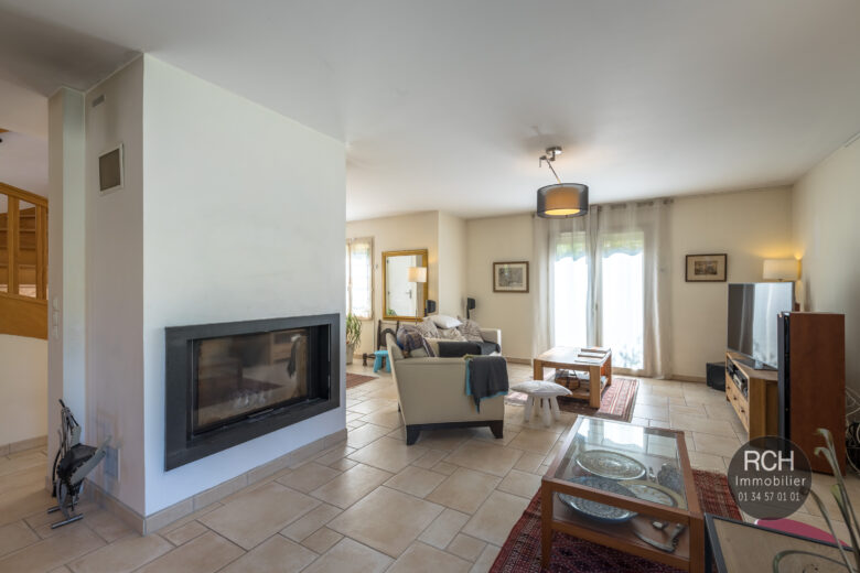 Photos du bien : Les Mesnuls – Charmante maison familiale