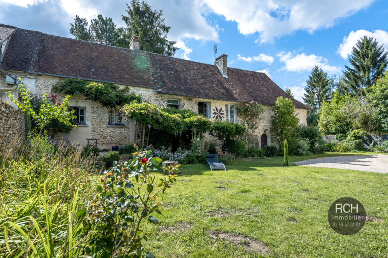 Photos du bien : La Hauteville – Très belle maison ancienne dans un bel environnement